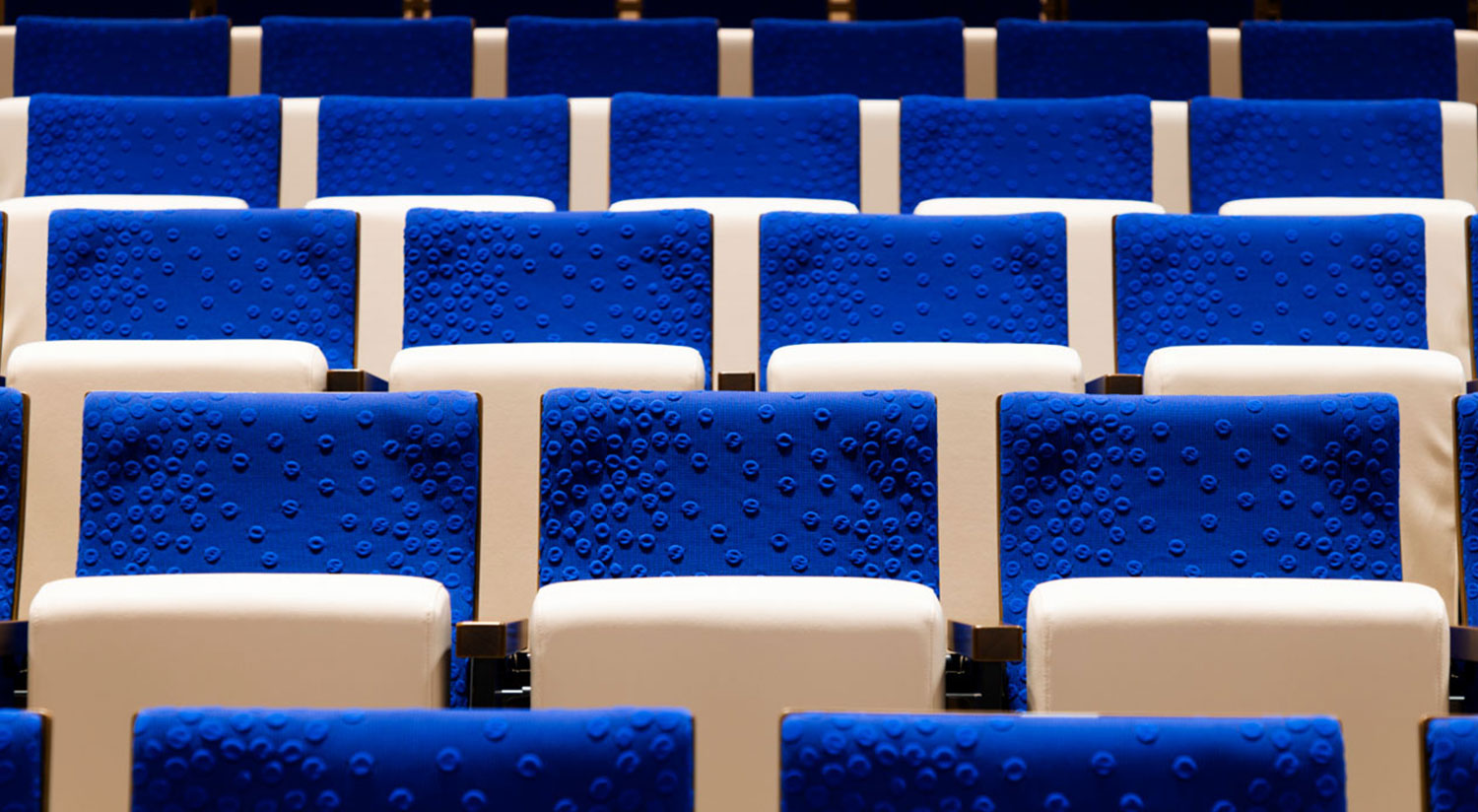 五泉市複合施設「ラポルテ五泉」